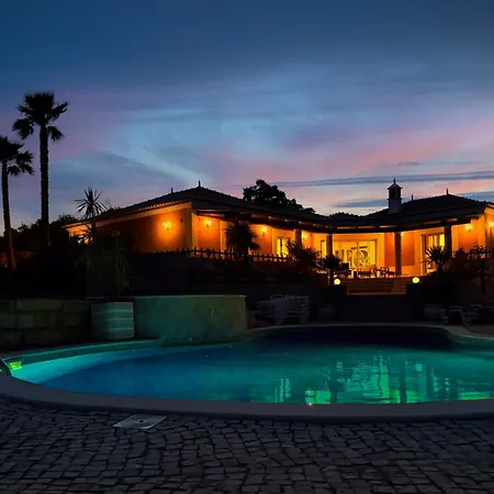 Topazio - 4 Bedrooms, Private Pool, Jacuzzi, Airco & Sea Views! São Brás de Alportel