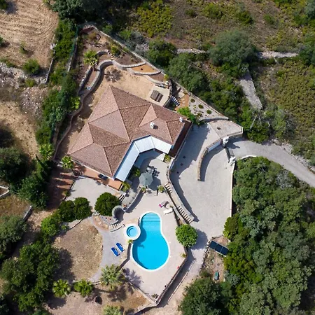 Вилла Topazio - 4 Bedrooms, Private Pool, Jacuzzi, Airco & Sea Views! *
