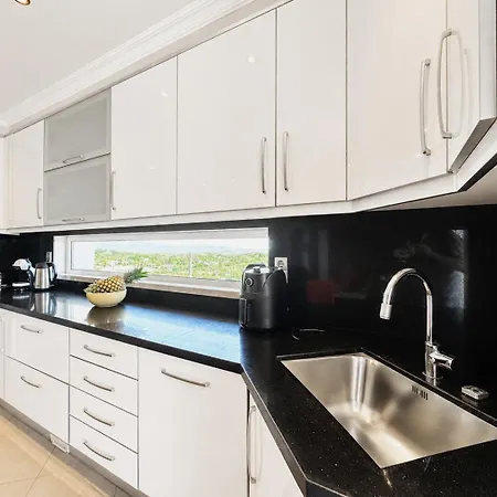 Вилла Topazio - 4 Bedrooms, Private Pool, Jacuzzi, Airco & Sea Views! *