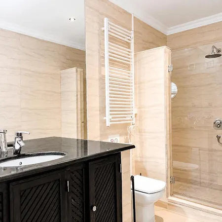 Topazio - 4 Bedrooms, Private Pool, Jacuzzi, Airco & Sea Views!