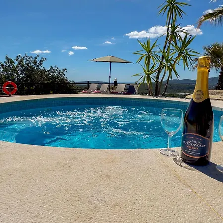 Topazio - 4 Bedrooms, Private Pool, Jacuzzi, Airco & Sea Views! *