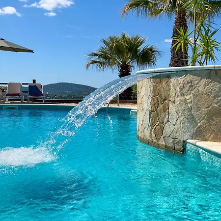 Villa Topazio - 4 Bedrooms, Private Pool, Jacuzzi, Airco & Sea Views!